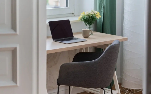 Spacious Apartment Saperów By Renters