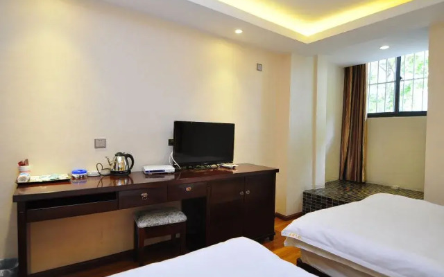 Kunming Jiaxi Hotel (Kunming Old Street)
