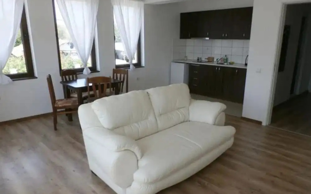 Remarkable 2-bed Apartment in Aleksandrovo