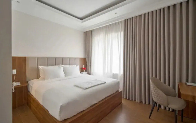 Lyns Hotel