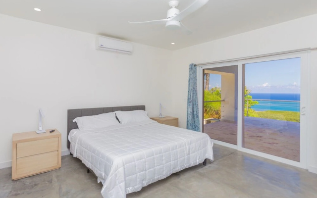 Casa de Cristal House 4 Bedrooms 3.5 Bathrooms Home