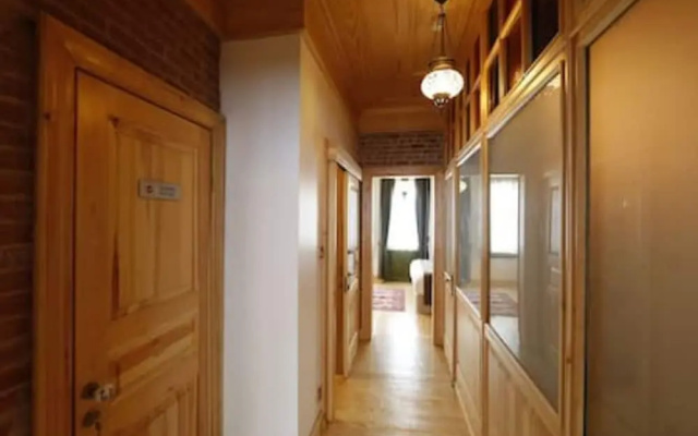 401 Old City Brand New Spacious With Balcony