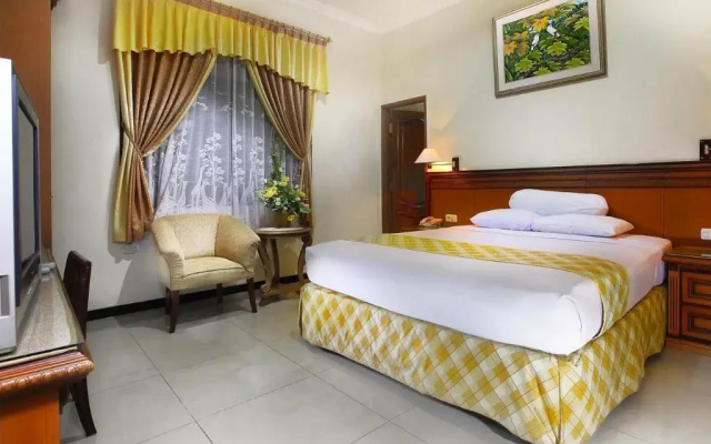 Ning Tidar Hotel