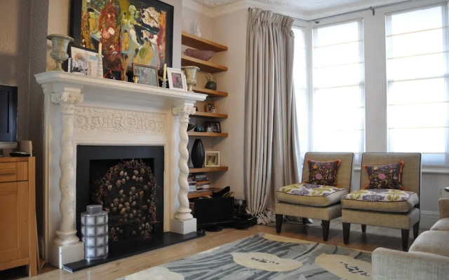 4 Bedroom Home in Great Location