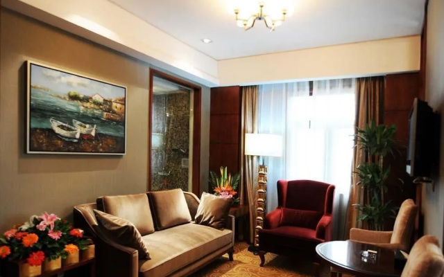 Starway Hotel (Nanchang Honggutan Wanda Qiushui Square)
