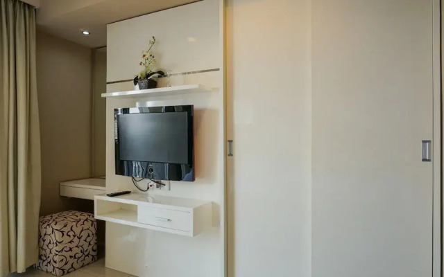 Trendy & Relaxing 2BR at The Suite Metro Apartment