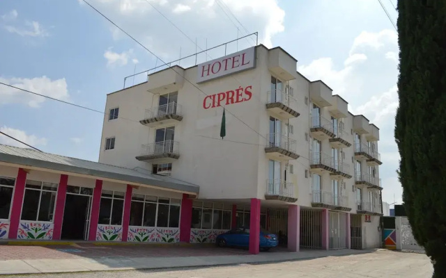 Hotel Cipres