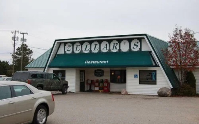 Zellars Village Inn