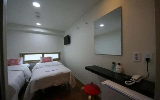 Star Guest House