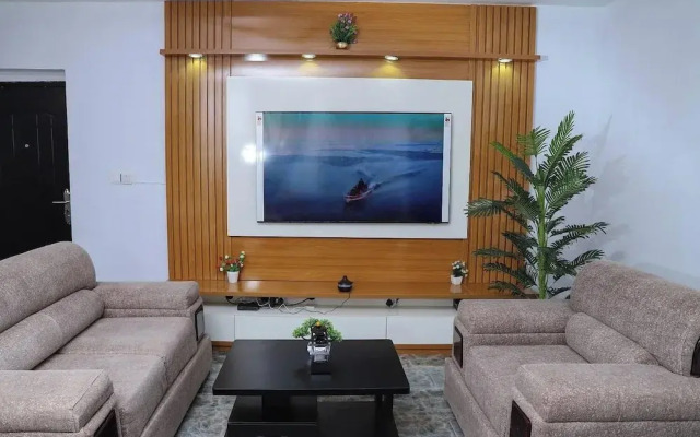 Akorest Hotel and  Apartment
