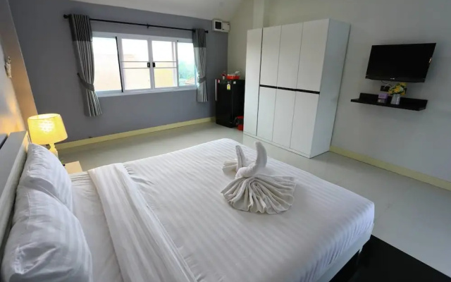 Kritkarn Apartment