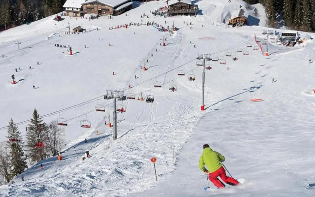 APPT 4-6 PERS 28m2 tout équipé, 30m des pistes