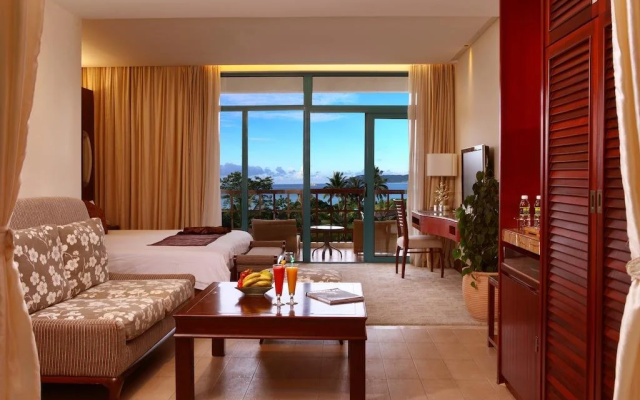 Palm Beach Resort Yalong Bay Sanya