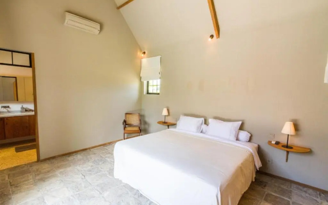 Villa Taijasa - Luxury 5BR Villa with 20m Pool