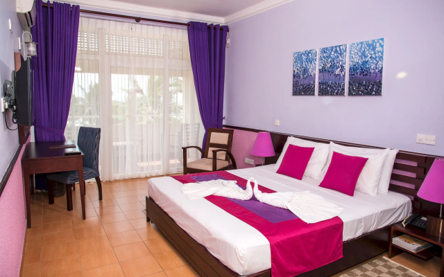 Paradise Beach Hotel