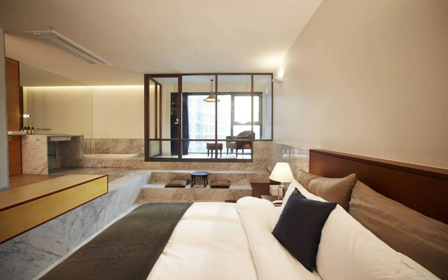 Snow hotel