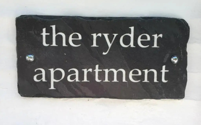 The Cottles B&B/Holiday Apartments