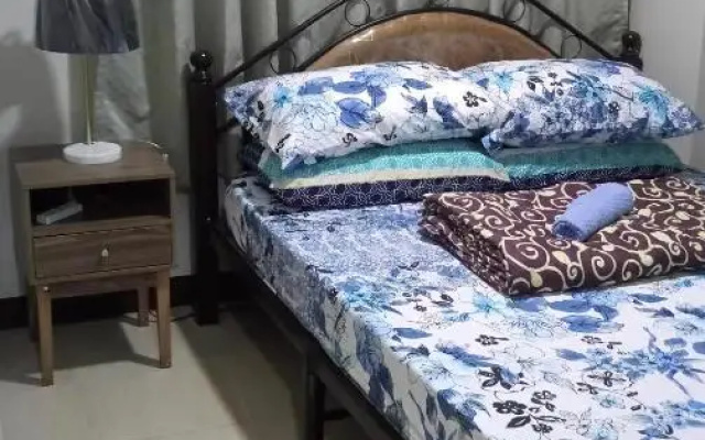 Baguio Central Apartment by Goshenland