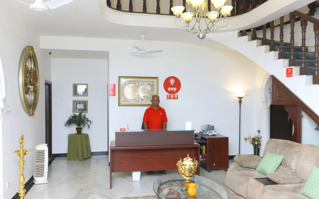 Maple Inn By Oyo Rooms