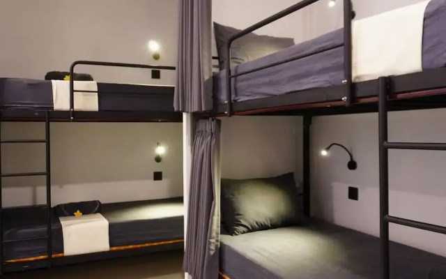 Summer of Surf Hostel Uluwatu