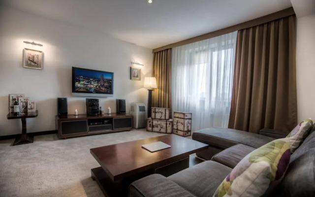 Apartament Świętojerska 24