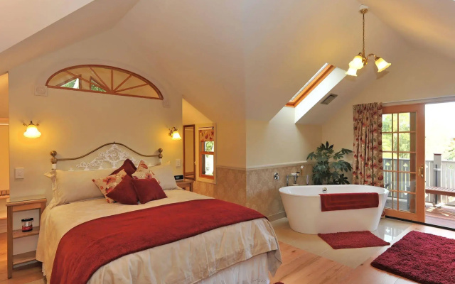 Baywick Inn