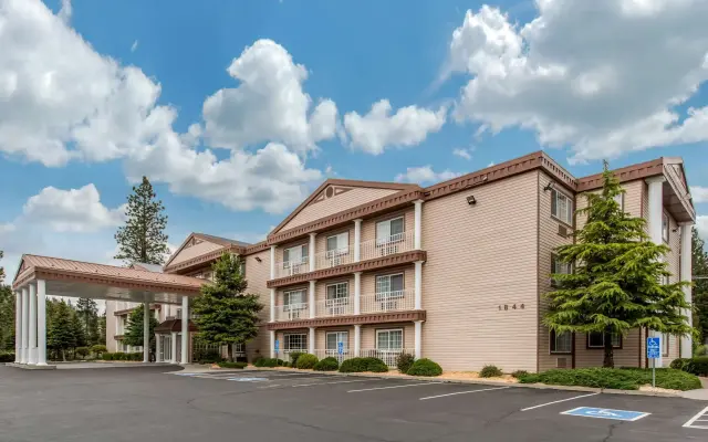 Comfort Inn Mount Shasta Area