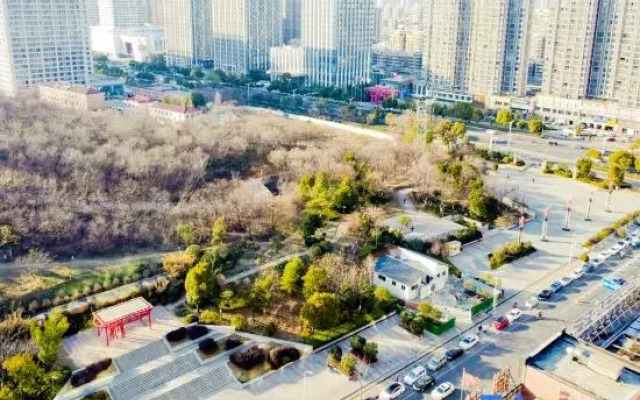 Jiansu Fanshe Intelligent Hotel (Yuan Yintai City Wanda Plaza)