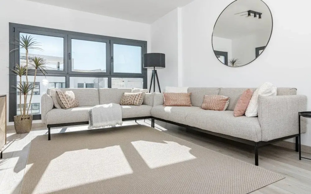 Eg5.4a - Luxury Penthouse With Private Sun Terrace