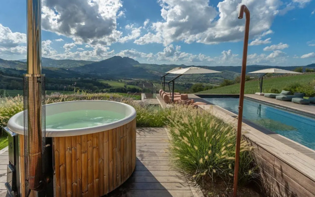 Palazzo Serre - Villa in the Countryside With Pool
