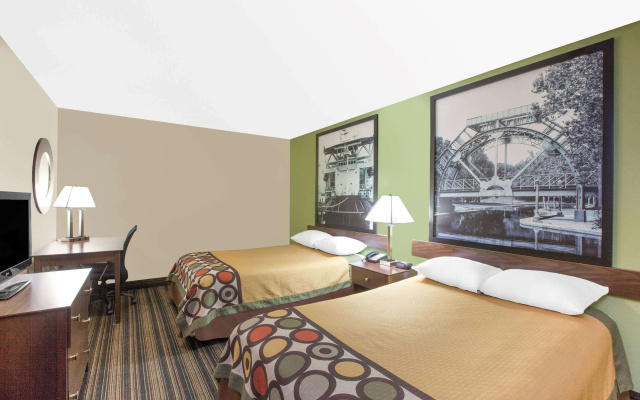 Super 8 by Wyndham Natchitoches