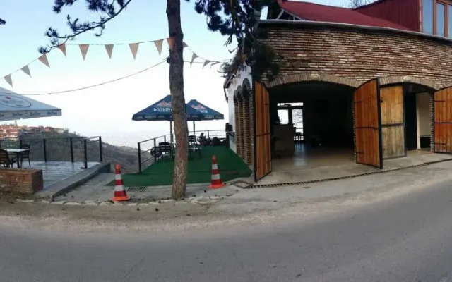 B&B Kanudosi Club