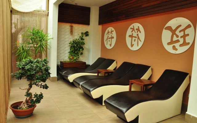 Port Side Resort
