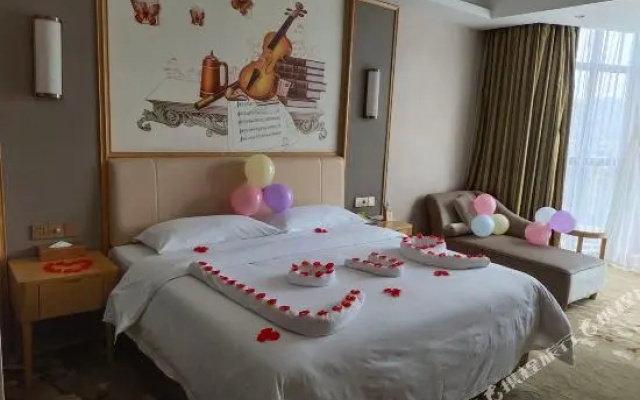 VIeen  Hotel