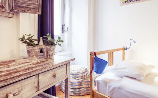 Lisbon Chillout Hostel Privates комната для гостей