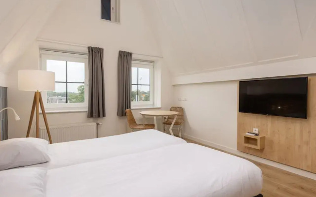 Comfortable Hotel Room in Center of Volendam