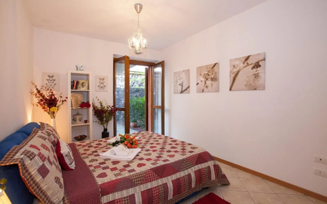Vista d Oro Ulivo Apt 4