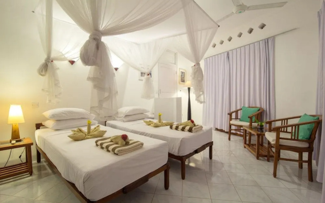 Bajo Komodo Eco Lodge