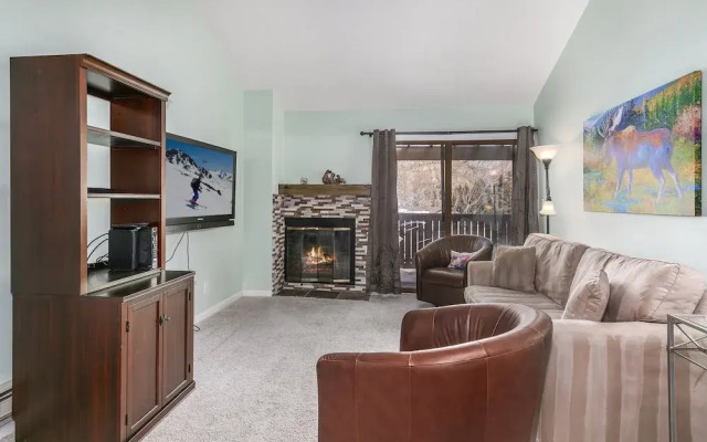 C305 W Beaver Creek Blvd 2 Bedroom Condo by RedAwning
