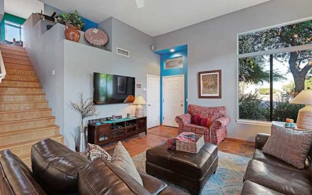 Stylish Southwest 2 BR by Casago