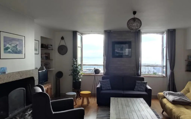 La Maison de l'Amiral vue sur mer à Granville