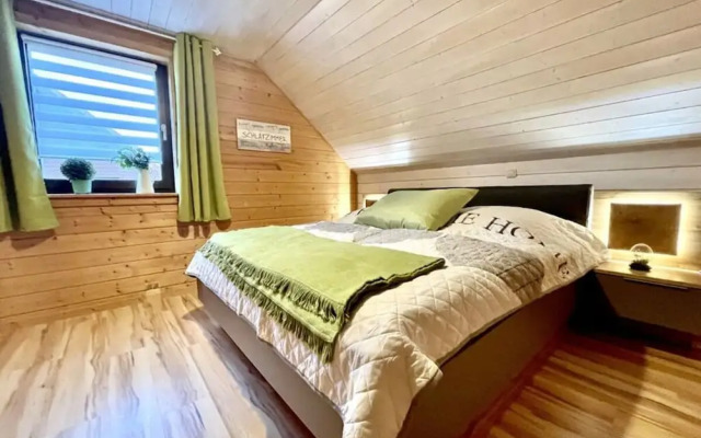 Lucky Piece of Modern Retreat