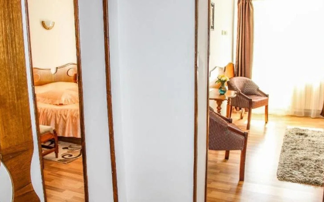 Hotel Cheia