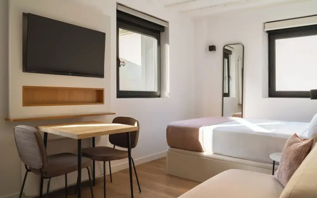 Limehome Pamplona Hilarión Eslava