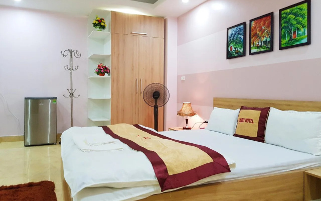 Ruby Hotel