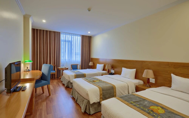 HS-Peace Hotel