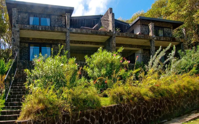 Firefly Estate Bequia