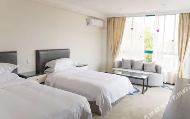 211 E-sports Hotel (Jinshan City Beach)