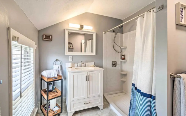 Walk to Parks & Dining: Cozy Canandaigua Home!