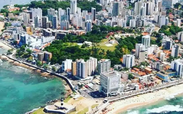 StayHere! Fique aqui! Apartamento 2/4 mobiliado no Costa Azul :-)